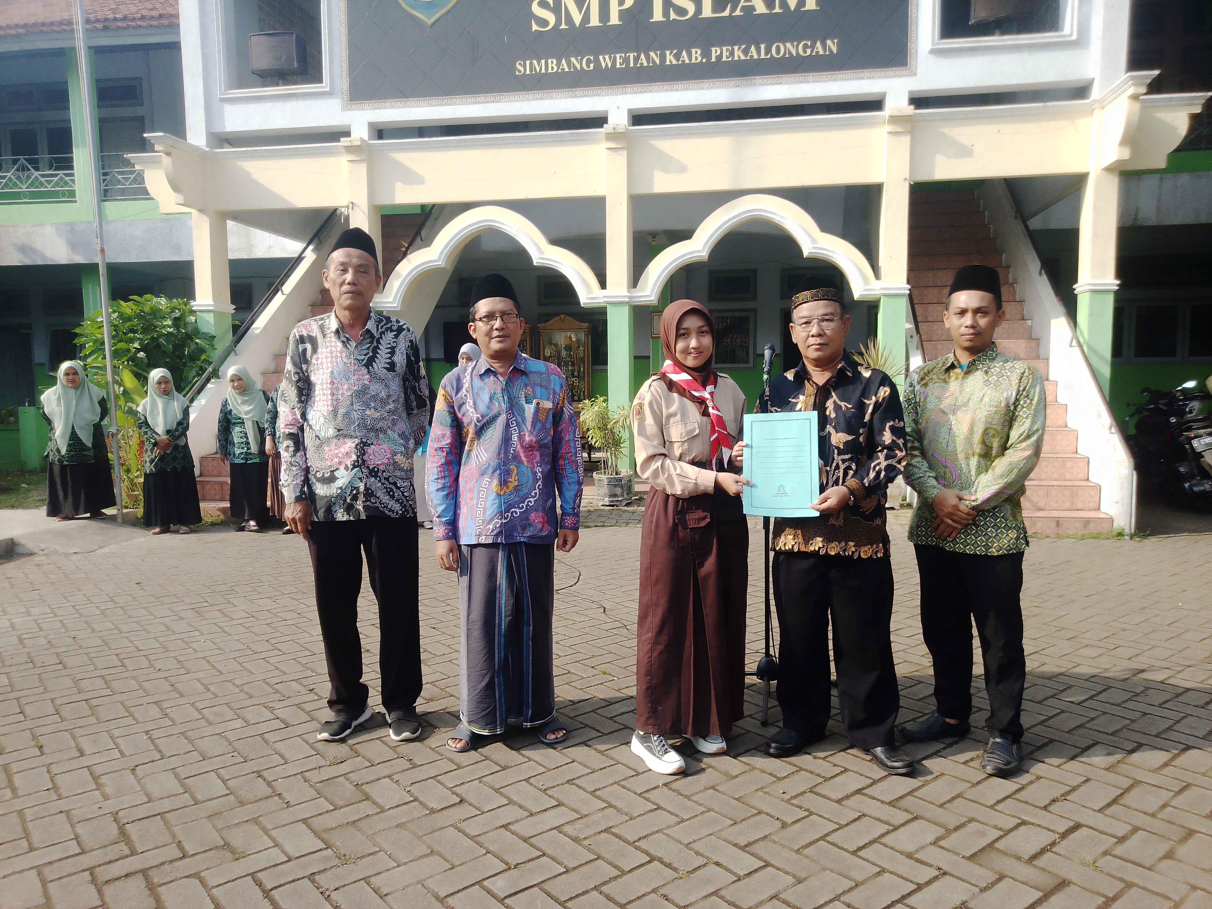 SMP Islam Simbang Wetan Apresiasi Prestasi Siswa, Pengurus Yayasan Yarohis Turut Hadir